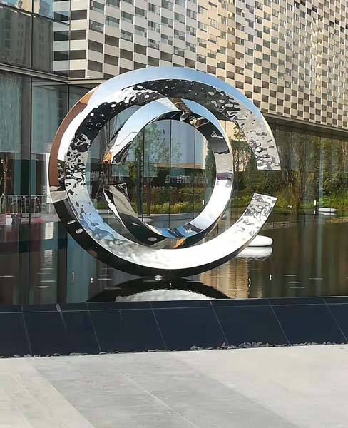 阜陽(yáng)雕塑廠家的雕塑作品在商業(yè)廣告中的應(yīng)用效果如何？